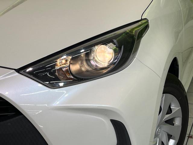 ヤリス X ナビ 衝突軽減装置 スマートキー ETC オートハイビーム 車線逸脱警報 先行車発進告知機能 Bluetooth再生 プライバシーガラス 盗難防止装置 電動格納ドアミラー トラクションコントロール(12枚目)