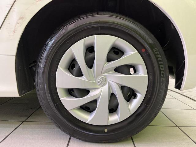 ヤリス X ナビ 衝突軽減装置 スマートキー ETC オートハイビーム 車線逸脱警報 先行車発進告知機能 Bluetooth再生 プライバシーガラス 盗難防止装置 電動格納ドアミラー トラクションコントロール(28枚目)