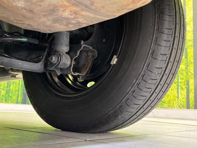 ヤリス X ナビ 衝突軽減装置 スマートキー ETC オートハイビーム 車線逸脱警報 先行車発進告知機能 Bluetooth再生 プライバシーガラス 盗難防止装置 電動格納ドアミラー トラクションコントロール(39枚目)