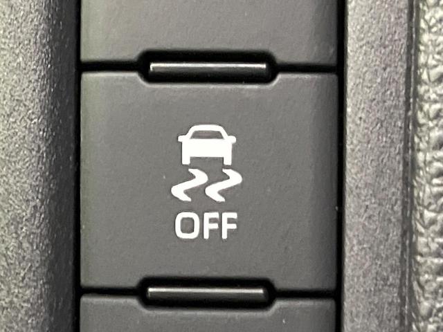 ヤリス X ナビ 衝突軽減装置 スマートキー ETC オートハイビーム 車線逸脱警報 先行車発進告知機能 Bluetooth再生 プライバシーガラス 盗難防止装置 電動格納ドアミラー トラクションコントロール(50枚目)