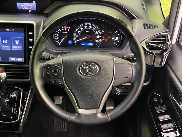 エスクァイア Gi 両側電動ドア 純正10型ナビ 後席モニター バックカメラ 衝突軽減装置 シートヒーター スマートキー LEDヘッド ETC クルコン オートハイビーム 車線逸脱警報 デュアルエアコン 先行車発進告知機(12枚目)