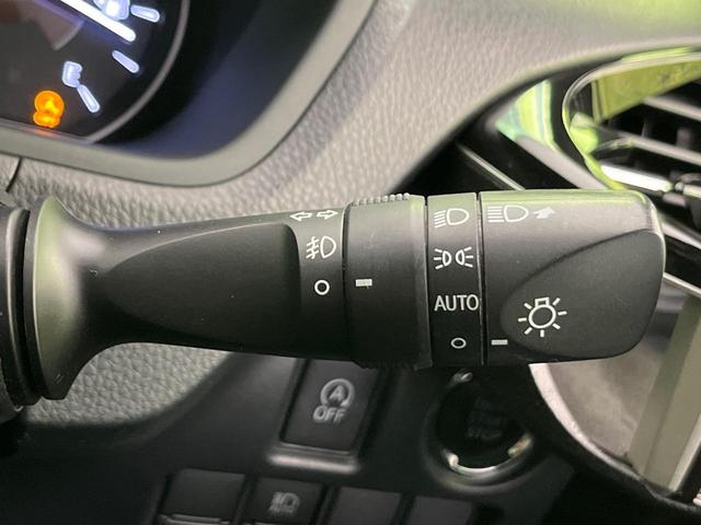 エスクァイア Gi 両側電動ドア 純正10型ナビ 後席モニター バックカメラ 衝突軽減装置 シートヒーター スマートキー LEDヘッド ETC クルコン オートハイビーム 車線逸脱警報 デュアルエアコン 先行車発進告知機(60枚目)