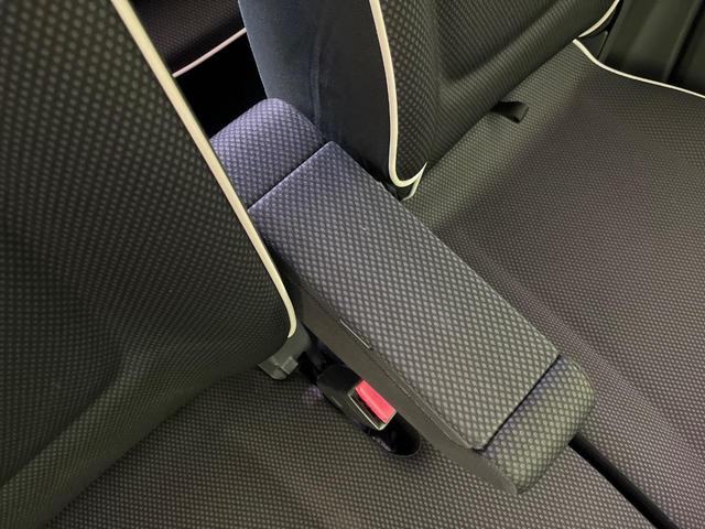 ハスラー X 4WD ナビ 衝突軽減装置 シートヒーター スマートキー HIDヘッド ルーフレール ETC 誤発進抑制機能 オートライト オートエアコン 純正15インチAW CD再生 地デジ 革巻きステアリング(51枚目)