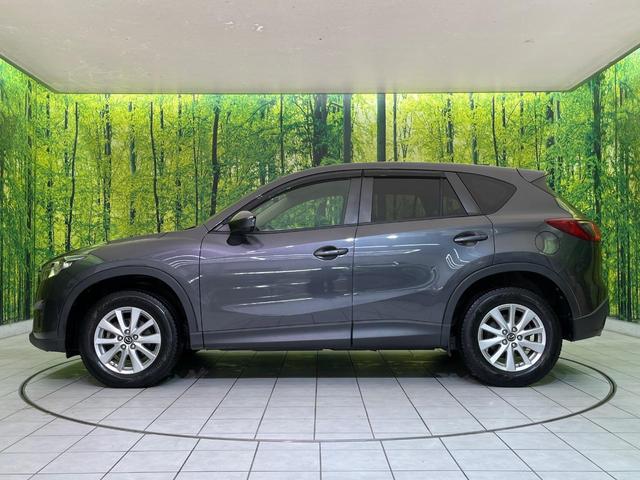 CX-5 XD ナビ バックカメラ 衝突軽減装置 BOSEサウンド スマートキー HIDヘッド ETC クルコン オートライト 純正17インチAW 革巻きステアリング フォグライト ドアバイザー プライバシーガラス(24枚目)