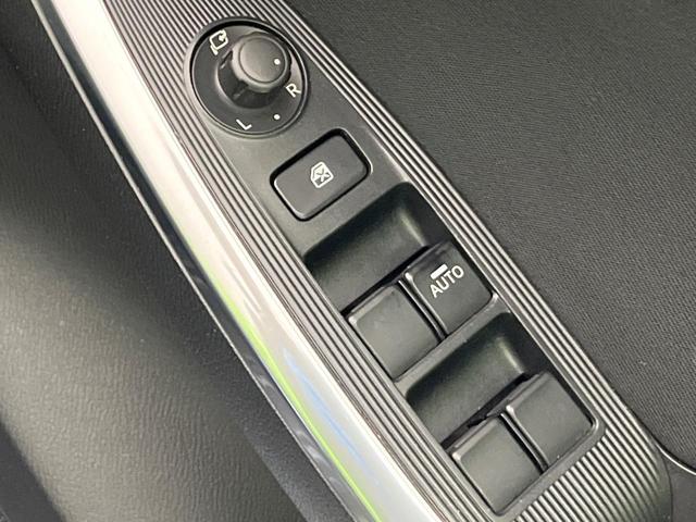 CX-5 XD ナビ バックカメラ 衝突軽減装置 BOSEサウンド スマートキー HIDヘッド ETC クルコン オートライト 純正17インチAW 革巻きステアリング フォグライト ドアバイザー プライバシーガラス(32枚目)