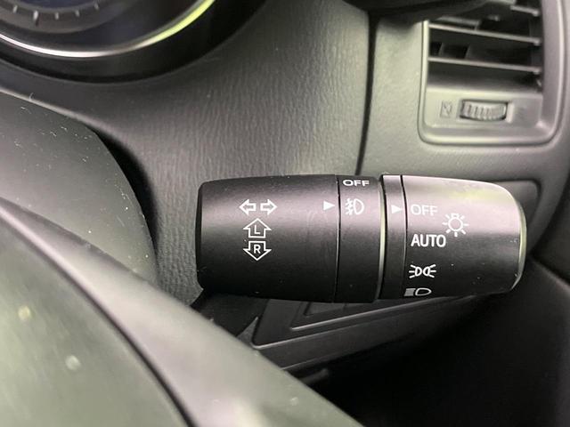 CX-5 XD ナビ バックカメラ 衝突軽減装置 BOSEサウンド スマートキー HIDヘッド ETC クルコン オートライト 純正17インチAW 革巻きステアリング フォグライト ドアバイザー プライバシーガラス(50枚目)