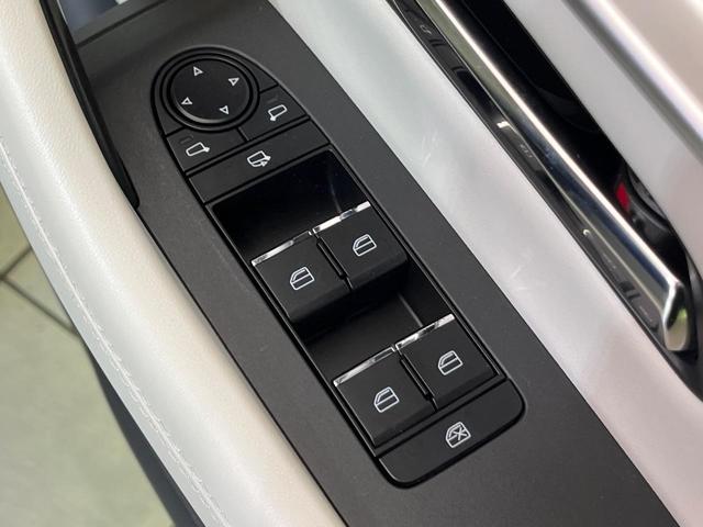 CX-60 XD エクスクルーシブモード サンルーフ 純正12.3型ナビ 全周囲カメラ BOSEサウンド 衝突軽減装置 レーダークルーズ 電動リアゲート レザーシート シートベンチレーション コーナーセンサー LEDヘッド 車線逸脱警報(25枚目)