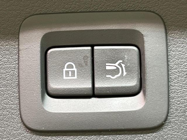 CX-60 XD エクスクルーシブモード サンルーフ 純正12.3型ナビ 全周囲カメラ BOSEサウンド 衝突軽減装置 レーダークルーズ 電動リアゲート レザーシート シートベンチレーション コーナーセンサー LEDヘッド 車線逸脱警報(54枚目)