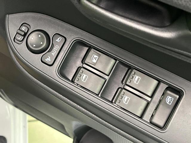 タント X 届出済未使用車 電動スライド 衝突軽減 コーナーセンサー スマートキー シートヒーター LEDヘッド オートハイビーム オートエアコン 車線逸脱警報 誤発進抑制機能 先行車発進告知機 電動格納ミラー(32枚目)