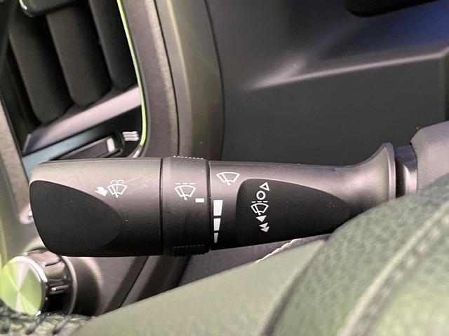 クラウンハイブリッド ロイヤルサルーン　メーカーナビ　全周囲カメラ　シートヒーター　パワーシート　ＨＩＤヘッド　ＥＴＣ　クルコン　スマートキー　純正１６インチＡＷ　オートライト　デュアルエアコン　Ｂｌｕｅｔｏｏｔｈ　ＣＤ／ＤＶＤ　フルセグ（46枚目）