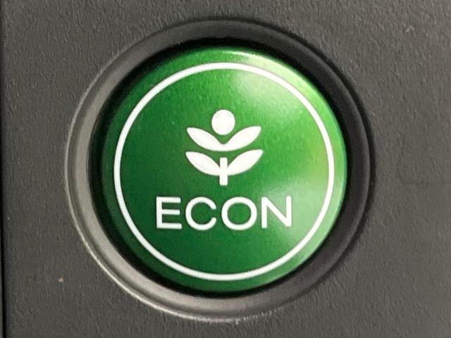 ヴェゼル ハイブリッドＸ・ホンダセンシング　後期　純正８型ナビ　レーダークルーズ　バックカメラ　ＬＥＤヘッド　ＥＴＣ　誤発進抑制　車線逸脱警報　純正１７インチＡＷ　オートライト　オートエアコン　Ｂｌｕｅｔｏｏｔｈ　フルセグＴＶ　ＣＤ／ＤＶＤ再生（34枚目）