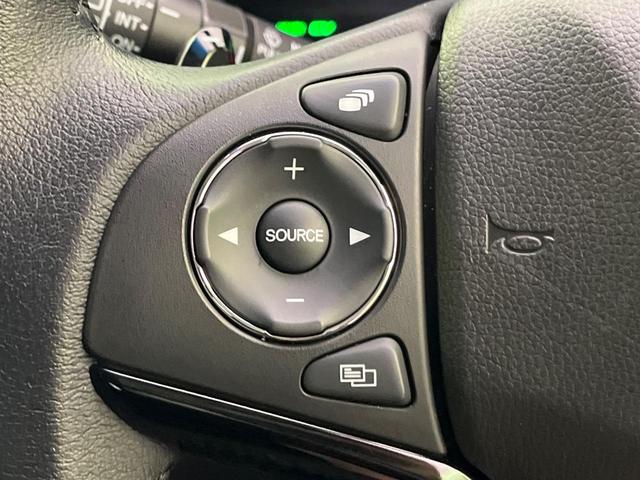 ヴェゼル ハイブリッドＸ・ホンダセンシング　後期　純正８型ナビ　レーダークルーズ　バックカメラ　ＬＥＤヘッド　ＥＴＣ　誤発進抑制　車線逸脱警報　純正１７インチＡＷ　オートライト　オートエアコン　Ｂｌｕｅｔｏｏｔｈ　フルセグＴＶ　ＣＤ／ＤＶＤ再生（40枚目）