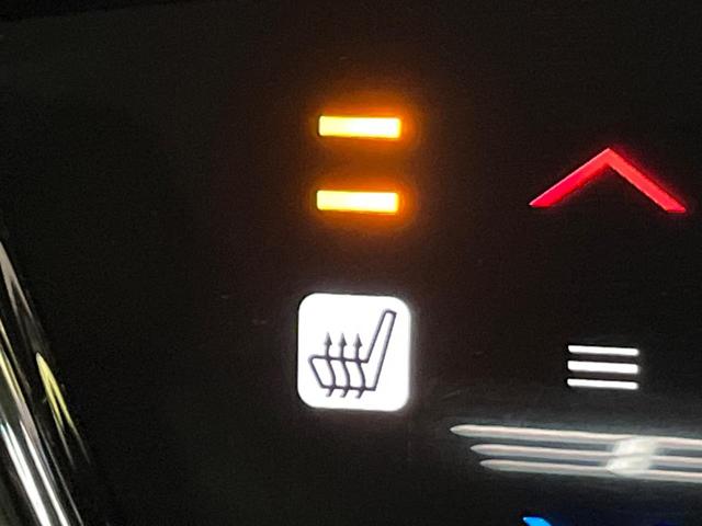 ヴェゼル ハイブリッドＸ・ホンダセンシング　後期　純正８型ナビ　レーダークルーズ　バックカメラ　ＬＥＤヘッド　ＥＴＣ　誤発進抑制　車線逸脱警報　純正１７インチＡＷ　オートライト　オートエアコン　Ｂｌｕｅｔｏｏｔｈ　フルセグＴＶ　ＣＤ／ＤＶＤ再生（44枚目）