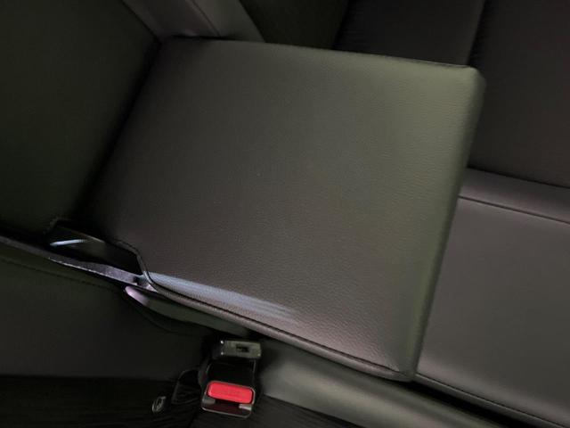 ヴェゼル ハイブリッドＸ・ホンダセンシング　後期　純正８型ナビ　レーダークルーズ　バックカメラ　ＬＥＤヘッド　ＥＴＣ　誤発進抑制　車線逸脱警報　純正１７インチＡＷ　オートライト　オートエアコン　Ｂｌｕｅｔｏｏｔｈ　フルセグＴＶ　ＣＤ／ＤＶＤ再生（60枚目）