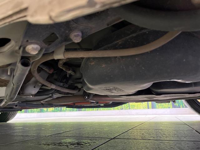 プリウスＰＨＶ Ｓナビパッケージ・ＧＲスポーツ　純正１１．６型ナビ　バックカメラ　衝突軽減装置　レーダークルーズ　ハーフレザーシート　シートヒーター　コーナーセンサー　スマートキー　ＬＥＤヘッド　ＥＴＣ　オートハイビーム　オートエアコン（22枚目）