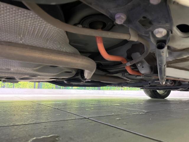 プリウスＰＨＶ Ｓナビパッケージ・ＧＲスポーツ　純正１１．６型ナビ　バックカメラ　衝突軽減装置　レーダークルーズ　ハーフレザーシート　シートヒーター　コーナーセンサー　スマートキー　ＬＥＤヘッド　ＥＴＣ　オートハイビーム　オートエアコン（23枚目）