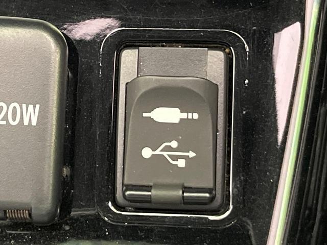 プリウスＰＨＶ Ｓナビパッケージ・ＧＲスポーツ　純正１１．６型ナビ　バックカメラ　衝突軽減装置　レーダークルーズ　ハーフレザーシート　シートヒーター　コーナーセンサー　スマートキー　ＬＥＤヘッド　ＥＴＣ　オートハイビーム　オートエアコン（30枚目）