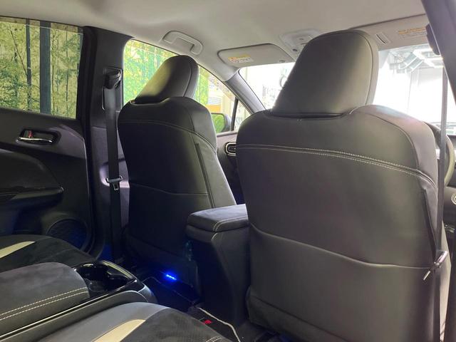 プリウスＰＨＶ Ｓナビパッケージ・ＧＲスポーツ　純正１１．６型ナビ　バックカメラ　衝突軽減装置　レーダークルーズ　ハーフレザーシート　シートヒーター　コーナーセンサー　スマートキー　ＬＥＤヘッド　ＥＴＣ　オートハイビーム　オートエアコン（50枚目）