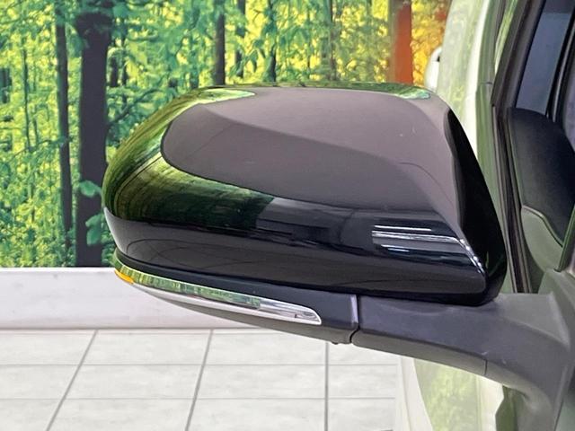 プリウスＰＨＶ Ｓナビパッケージ・ＧＲスポーツ　純正１１．６型ナビ　バックカメラ　衝突軽減装置　レーダークルーズ　ハーフレザーシート　シートヒーター　コーナーセンサー　スマートキー　ＬＥＤヘッド　ＥＴＣ　オートハイビーム　オートエアコン（68枚目）