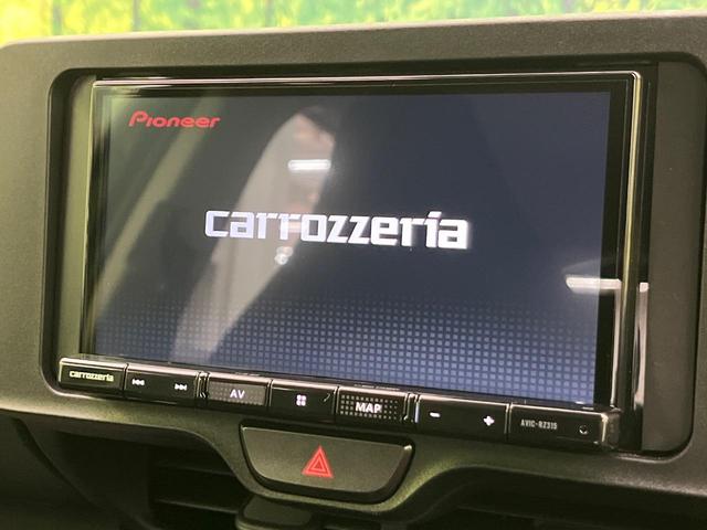 ヤリスクロス Ｘ　ナビ　バックカメラ　衝突軽減装置　レーダークルーズ　コーナーセンサー　スマートキー　ＥＴＣ　オートハイビーム　レーンキープ　車線逸脱警報　先行車発進告知機能　Ｂｌｕｅｔｏｏｔｈ再生　フルセグ（3枚目）