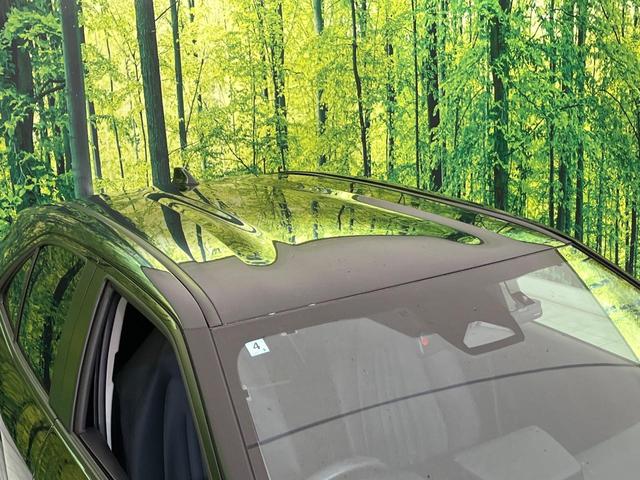 ヤリスクロス Ｘ　ナビ　バックカメラ　衝突軽減装置　レーダークルーズ　コーナーセンサー　スマートキー　ＥＴＣ　オートハイビーム　レーンキープ　車線逸脱警報　先行車発進告知機能　Ｂｌｕｅｔｏｏｔｈ再生　フルセグ（25枚目）