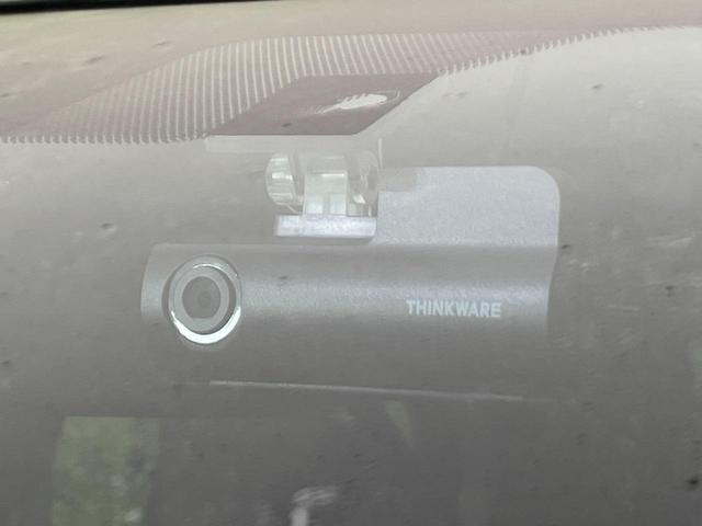 ヤリスクロス Ｘ　ナビ　バックカメラ　衝突軽減装置　レーダークルーズ　コーナーセンサー　スマートキー　ＥＴＣ　オートハイビーム　レーンキープ　車線逸脱警報　先行車発進告知機能　Ｂｌｕｅｔｏｏｔｈ再生　フルセグ（29枚目）