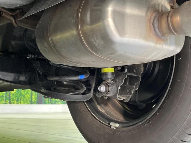 ヤリスクロス Ｘ　ナビ　バックカメラ　衝突軽減装置　レーダークルーズ　コーナーセンサー　スマートキー　ＥＴＣ　オートハイビーム　レーンキープ　車線逸脱警報　先行車発進告知機能　Ｂｌｕｅｔｏｏｔｈ再生　フルセグ（33枚目）