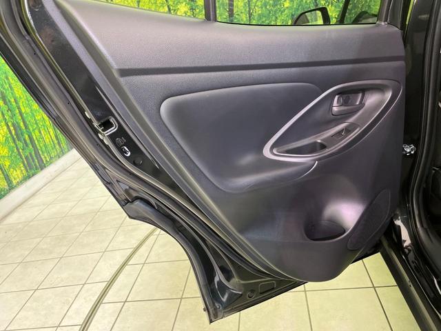 ヤリスクロス Ｘ　ナビ　バックカメラ　衝突軽減装置　レーダークルーズ　コーナーセンサー　スマートキー　ＥＴＣ　オートハイビーム　レーンキープ　車線逸脱警報　先行車発進告知機能　Ｂｌｕｅｔｏｏｔｈ再生　フルセグ（40枚目）