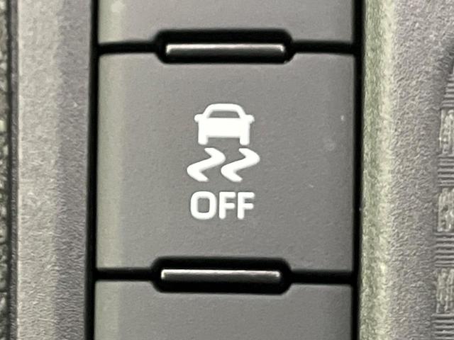 ヤリスクロス Ｘ　ナビ　バックカメラ　衝突軽減装置　レーダークルーズ　コーナーセンサー　スマートキー　ＥＴＣ　オートハイビーム　レーンキープ　車線逸脱警報　先行車発進告知機能　Ｂｌｕｅｔｏｏｔｈ再生　フルセグ（57枚目）