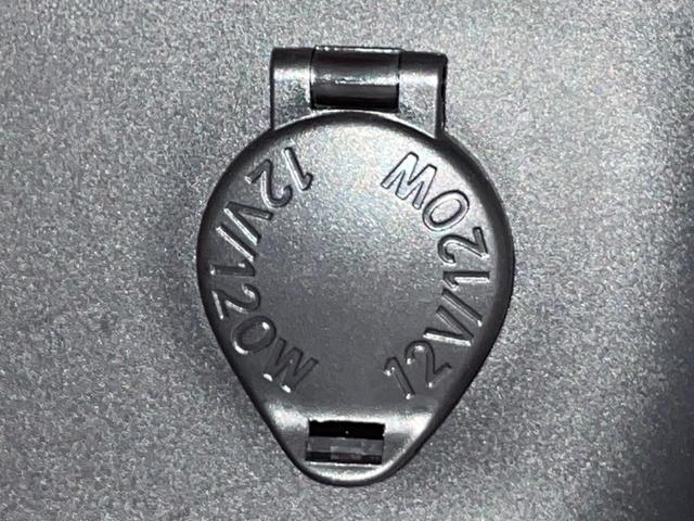 ヤリスクロス Ｘ　ナビ　バックカメラ　衝突軽減装置　レーダークルーズ　コーナーセンサー　スマートキー　ＥＴＣ　オートハイビーム　レーンキープ　車線逸脱警報　先行車発進告知機能　Ｂｌｕｅｔｏｏｔｈ再生　フルセグ（58枚目）