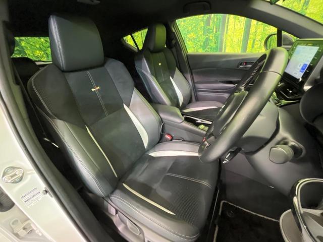 C-HR S GRスポーツ 純正8型ナビ 2トーンカラー 純正19インチAW 衝突軽減 レーダークルーズ バックカメラ 半革シート シートヒーター スマートキー LEDヘッド LEDフォグ ETC オートハイビーム 車線逸脱警報(8枚目)