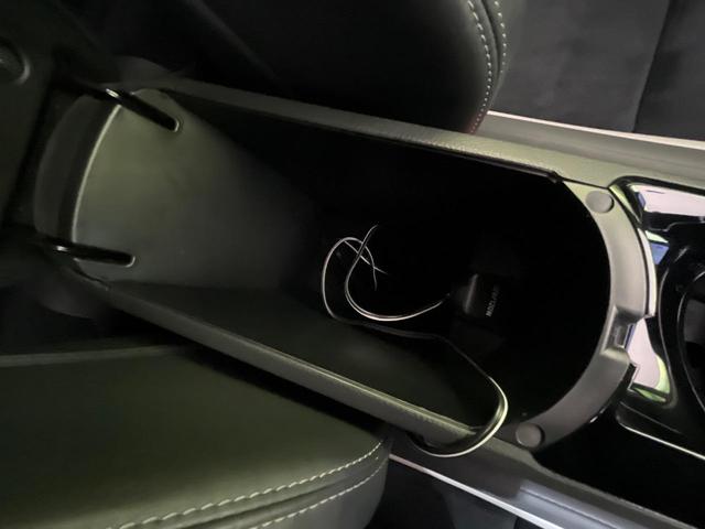 C-HR S GRスポーツ 純正8型ナビ 2トーンカラー 純正19インチAW 衝突軽減 レーダークルーズ バックカメラ 半革シート シートヒーター スマートキー LEDヘッド LEDフォグ ETC オートハイビーム 車線逸脱警報(58枚目)