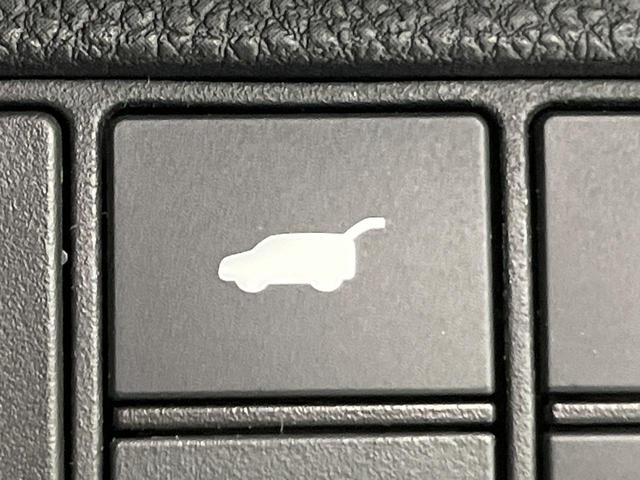 ヴェゼル e:HEV Z 純正18インチAW 純正9型ナビ バックカメラ 衝突軽減 ハーフレザーシート コーナーセンサー 置くだけ充電 スマートキー LEDヘッド オートライト ETC オートハイビーム 車線逸脱警報(7枚目)