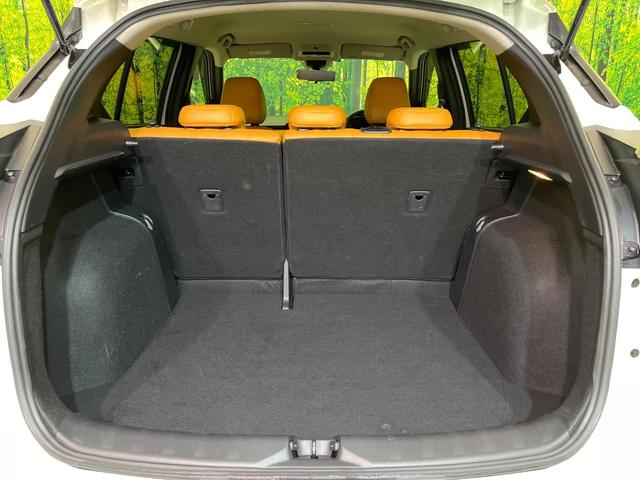 キックス Ｘ　ツートーンインテリアエディション　純正９型ナビ　全周囲カメラ　衝突軽減装置　プロパイロット　半革シート　シートヒーター　コーナーセンサー　スマートキー　ＬＥＤヘッド　ＥＴＣ　純正１７インチＡＷ　車線逸脱警報　オートハイビーム（10枚目）