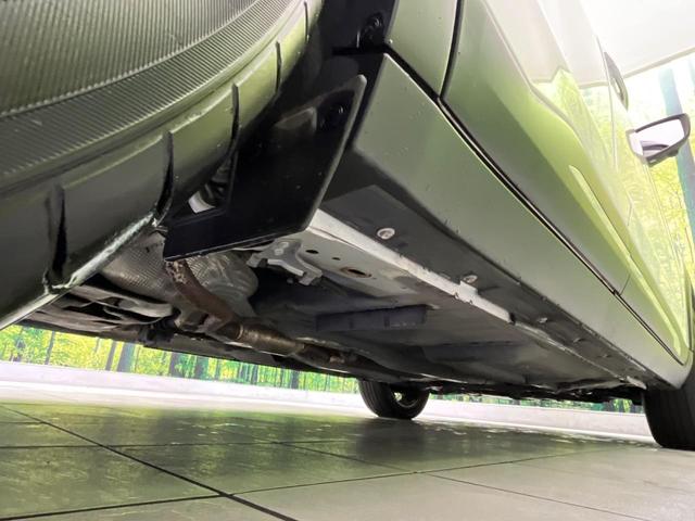 キックス Ｘ　ツートーンインテリアエディション　純正９型ナビ　全周囲カメラ　衝突軽減装置　プロパイロット　半革シート　シートヒーター　コーナーセンサー　スマートキー　ＬＥＤヘッド　ＥＴＣ　純正１７インチＡＷ　車線逸脱警報　オートハイビーム（36枚目）