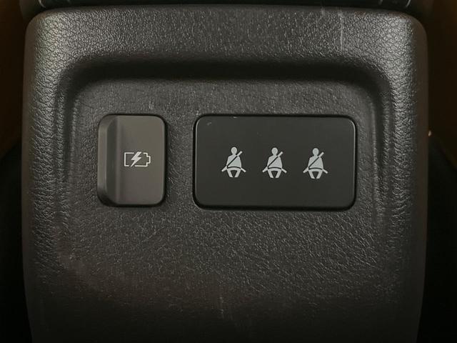 キックス Ｘ　ツートーンインテリアエディション　純正９型ナビ　全周囲カメラ　衝突軽減装置　プロパイロット　半革シート　シートヒーター　コーナーセンサー　スマートキー　ＬＥＤヘッド　ＥＴＣ　純正１７インチＡＷ　車線逸脱警報　オートハイビーム（46枚目）