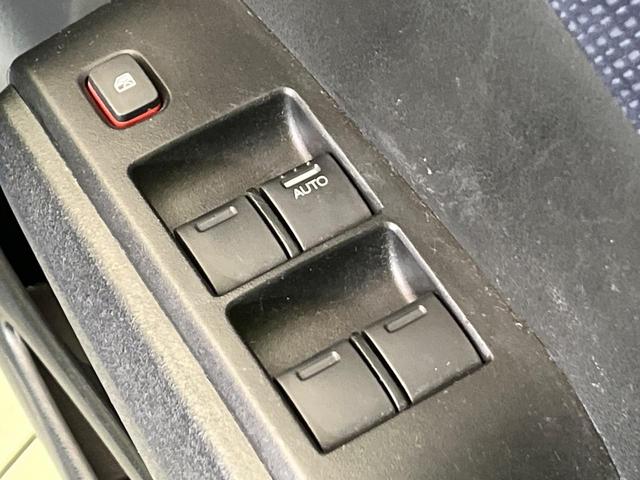 フィット Ｇ　ナビ　バックカメラ　フルセグＴＶ　ＣＤ　ＤＶＤ再生　ＥＴＣ　キーレスキー　電動ミラー　ドアバイザー　ステアリングスイッチ　１４インチＡＷ　エアコン　シガーソケット　エコモード　横滑り防止（26枚目）