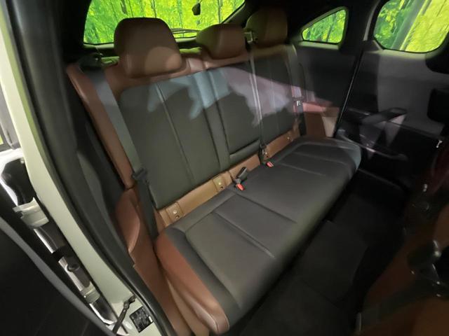 ＭＸ－３０ インダストリアルクラシック　純正８．８型ナビ　全周囲カメラ　ＢＯＳＥサウンド　衝突軽減　レーダークルーズ　パワーシート　コーナーセンサー　スマートキー　ＬＥＤヘッド　オートハイビーム　ＥＴＣ　純正１８インチアルミ（9枚目）