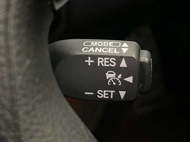 クラウンハイブリッド アスリートS ブラックスタイル 純正8型ナビ 全周囲カメラ 衝突被害軽減システム レザーシート 前席シートエアコン コーナーセンサー スマートキー HIDヘッド ビルトインETC クルコン 純正18インチアルミ オートライト(5枚目)