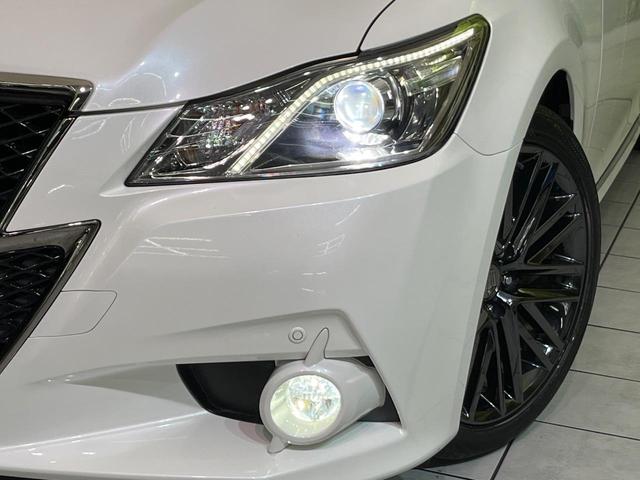 クラウンハイブリッド アスリートS ブラックスタイル 純正8型ナビ 全周囲カメラ 衝突被害軽減システム レザーシート 前席シートエアコン コーナーセンサー スマートキー HIDヘッド ビルトインETC クルコン 純正18インチアルミ オートライト(12枚目)