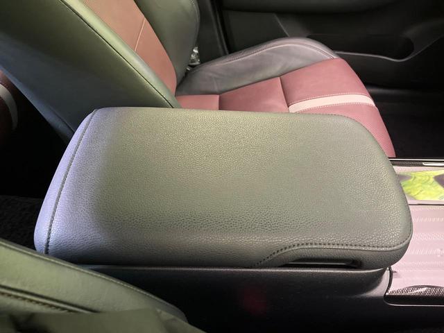 クラウンハイブリッド アスリートS ブラックスタイル 純正8型ナビ 全周囲カメラ 衝突被害軽減システム レザーシート 前席シートエアコン コーナーセンサー スマートキー HIDヘッド ビルトインETC クルコン 純正18インチアルミ オートライト(51枚目)