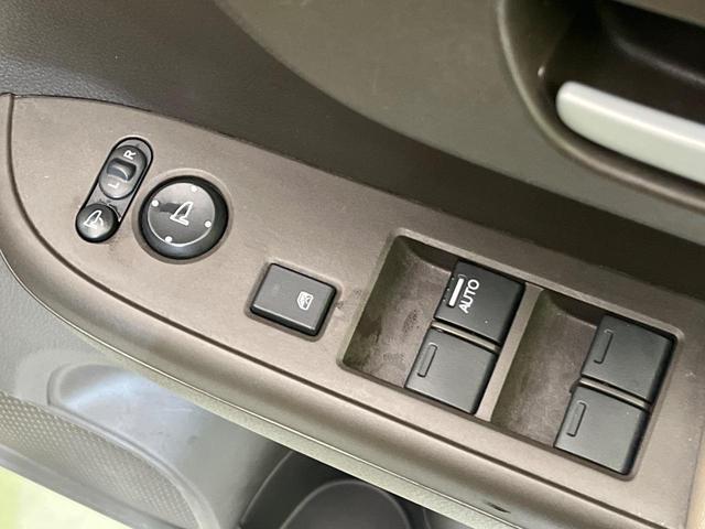 Ｎ－ＷＧＮ Ｌホンダセンシング　純正ナビ　バックカメラ　シートヒーター　コーナーセンサー　スマートキー　ＥＴＣ　オートハイビーム　車線逸脱警報　誤発進抑制機能　先行車発進告知機能　レーンキープ　オートエアコン　Ｂｌｕｅｔｏｏｔｈ再生（32枚目）