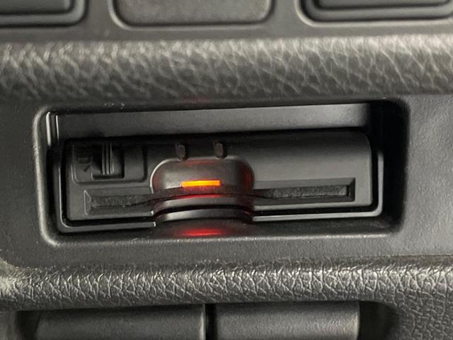 エクストレイル ２０ＸブラクエクストリーマＸエマージェンシブレーキＰ　純正８型ナビ　バックカメラ　後席モニター　シートヒーター　コーナーセンサー　スマートキー　ＬＥＤヘッド　ＥＴＣ　ルーフレール　純正１７インチＡＷ　オートライト　デュアルエアコン　Ｂｌｕｅｔｏｏｔｈ再生（7枚目）