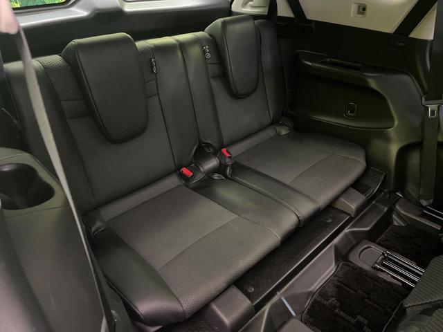 エクストレイル ２０ＸブラクエクストリーマＸエマージェンシブレーキＰ　純正８型ナビ　バックカメラ　後席モニター　シートヒーター　コーナーセンサー　スマートキー　ＬＥＤヘッド　ＥＴＣ　ルーフレール　純正１７インチＡＷ　オートライト　デュアルエアコン　Ｂｌｕｅｔｏｏｔｈ再生（10枚目）