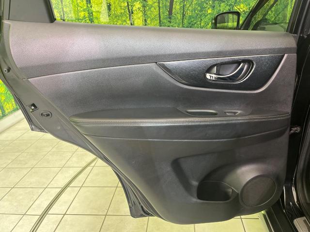 エクストレイル ２０ＸブラクエクストリーマＸエマージェンシブレーキＰ　純正８型ナビ　バックカメラ　後席モニター　シートヒーター　コーナーセンサー　スマートキー　ＬＥＤヘッド　ＥＴＣ　ルーフレール　純正１７インチＡＷ　オートライト　デュアルエアコン　Ｂｌｕｅｔｏｏｔｈ再生（39枚目）