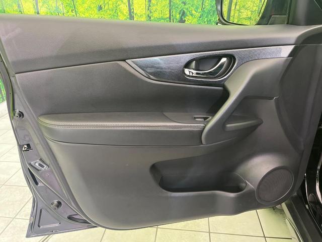 エクストレイル ２０ＸブラクエクストリーマＸエマージェンシブレーキＰ　純正８型ナビ　バックカメラ　後席モニター　シートヒーター　コーナーセンサー　スマートキー　ＬＥＤヘッド　ＥＴＣ　ルーフレール　純正１７インチＡＷ　オートライト　デュアルエアコン　Ｂｌｕｅｔｏｏｔｈ再生（40枚目）