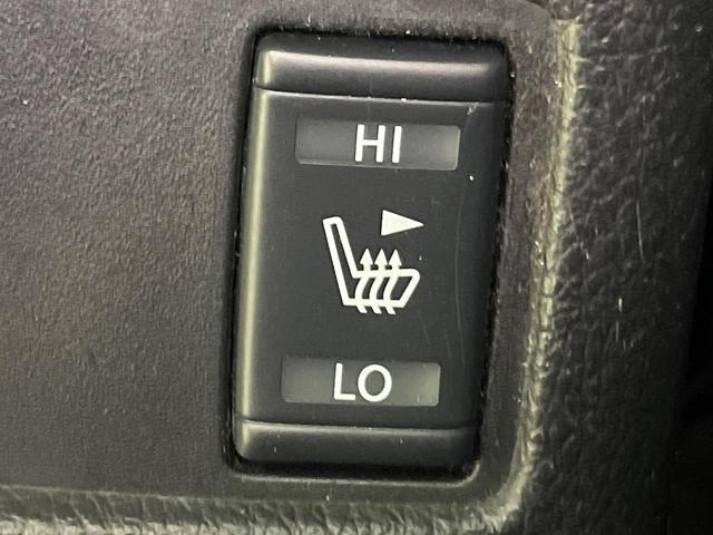 エクストレイル ２０ＸブラクエクストリーマＸエマージェンシブレーキＰ　純正８型ナビ　バックカメラ　後席モニター　シートヒーター　コーナーセンサー　スマートキー　ＬＥＤヘッド　ＥＴＣ　ルーフレール　純正１７インチＡＷ　オートライト　デュアルエアコン　Ｂｌｕｅｔｏｏｔｈ再生（52枚目）