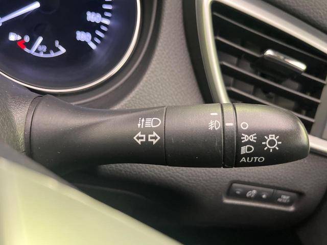 エクストレイル ２０ＸブラクエクストリーマＸエマージェンシブレーキＰ　純正８型ナビ　バックカメラ　後席モニター　シートヒーター　コーナーセンサー　スマートキー　ＬＥＤヘッド　ＥＴＣ　ルーフレール　純正１７インチＡＷ　オートライト　デュアルエアコン　Ｂｌｕｅｔｏｏｔｈ再生（54枚目）