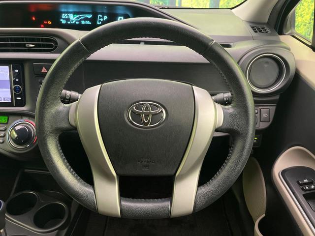 アクア Ｇ　純正ナビ　シートヒーター　スマートキー　ＬＥＤヘッド　ＥＴＣ　オートライト　オートエアコン　革巻きステアリング　Ｂｌｕｅｔｏｏｔｈ再生　地デジ　フォグライト　ヘッドライトウォッシャー　ドアバイザー（11枚目）