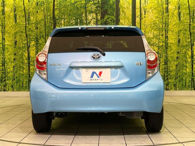 アクア Ｇ　純正ナビ　シートヒーター　スマートキー　ＬＥＤヘッド　ＥＴＣ　オートライト　オートエアコン　革巻きステアリング　Ｂｌｕｅｔｏｏｔｈ再生　地デジ　フォグライト　ヘッドライトウォッシャー　ドアバイザー（15枚目）